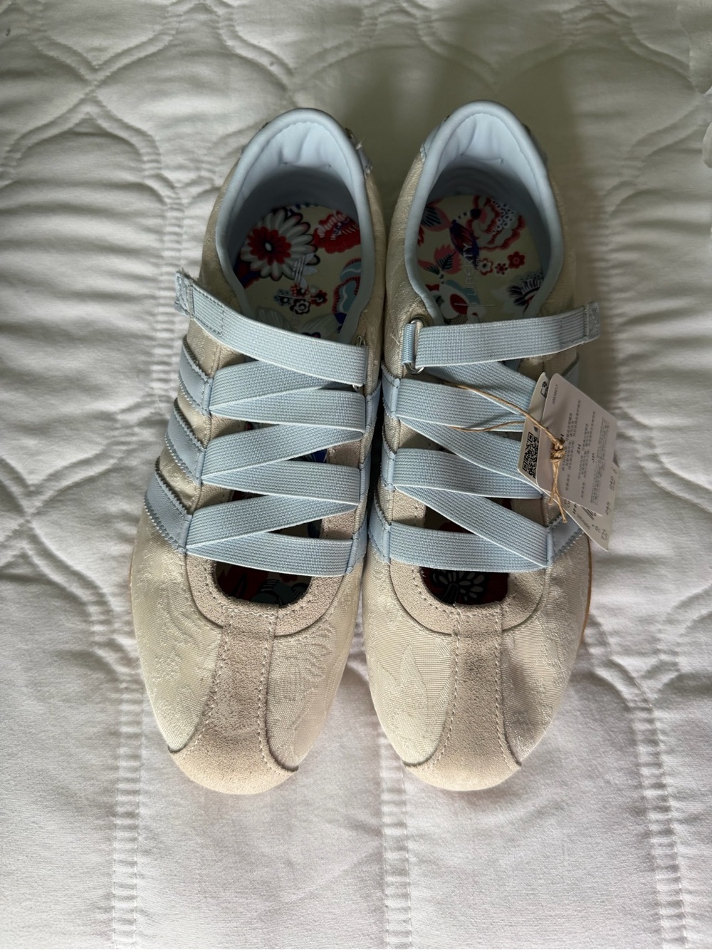 Adidas - Picture 4 of 5